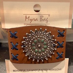 Myra Bag Brown and Green Bracelet Leather  new
